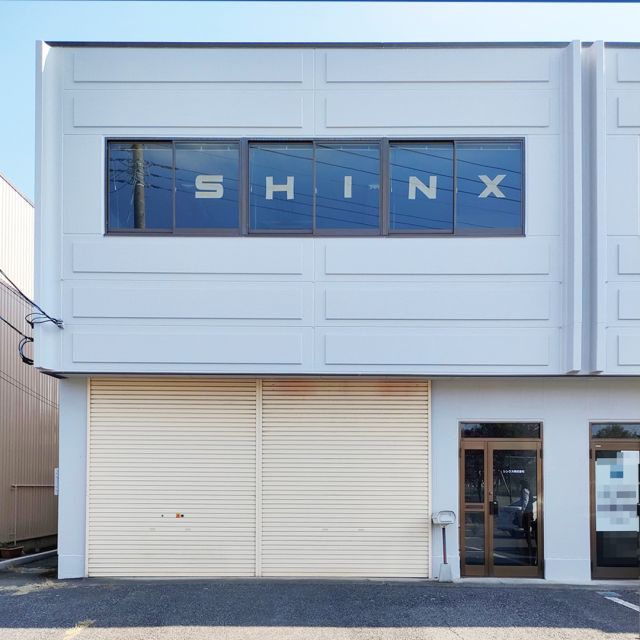 【シンクス㈱オフィス小山です】

11月の組織変更に伴い、「営業所」から「オフィス」に名称変更しました。
引き続きよろしくお願いいたします！

シンクス㈱オフィス小山
〒323-0029
栃木県小山市城北4-6-28
☎ 0285-21-3450
FAX 0285-21-3448

#shinx
#シンクス
#木工
#開発加工機
#パネルソー
#spn2
#製品
#ランニングソー
#NCルーター
#ルーター加工機
#ＮＣボーリング
#栃木県小山市
#名称変更のお知らせ
#新スタート